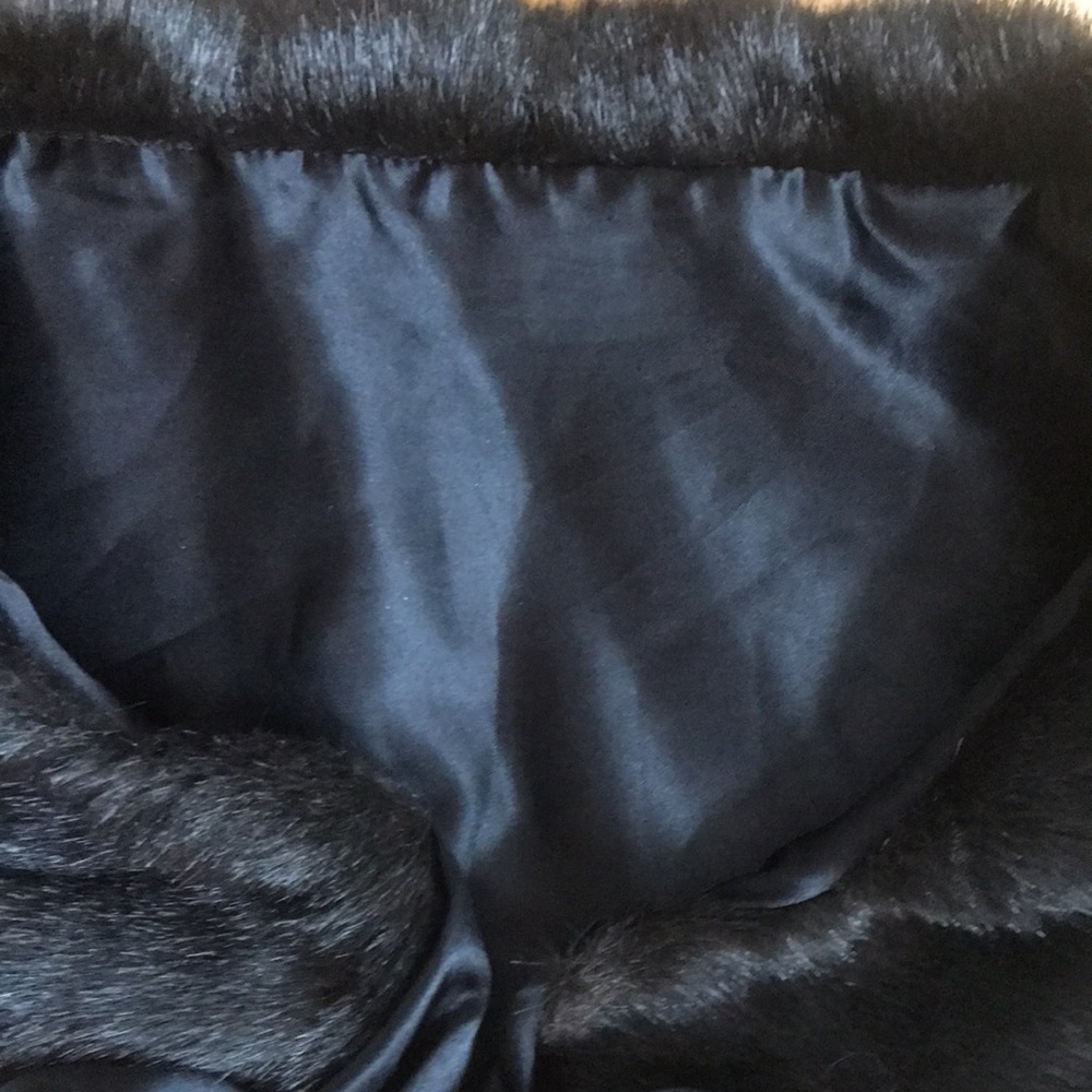 Faux Fur Dark Brown Shrug one size - Picture 10 of 13